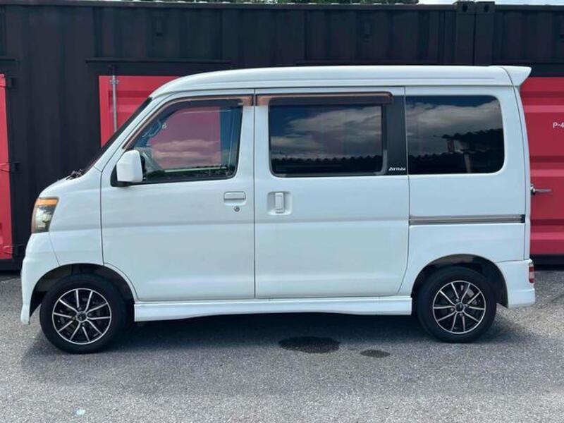 ATRAI WAGON