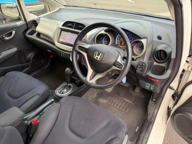FIT HYBRID