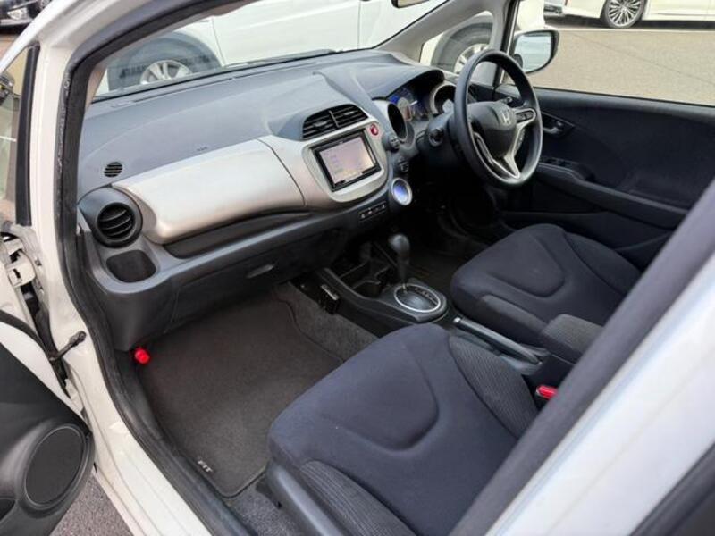 FIT HYBRID