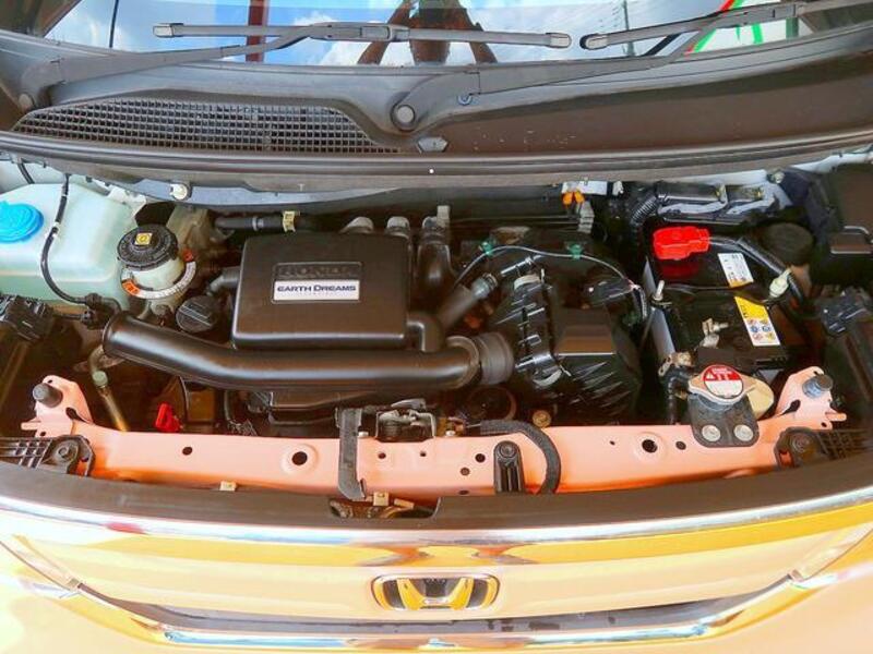 N BOX