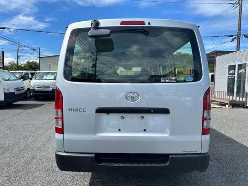 HIACE VAN