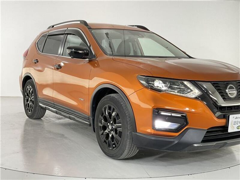 X-TRAIL