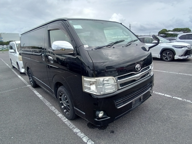 HIACE VAN