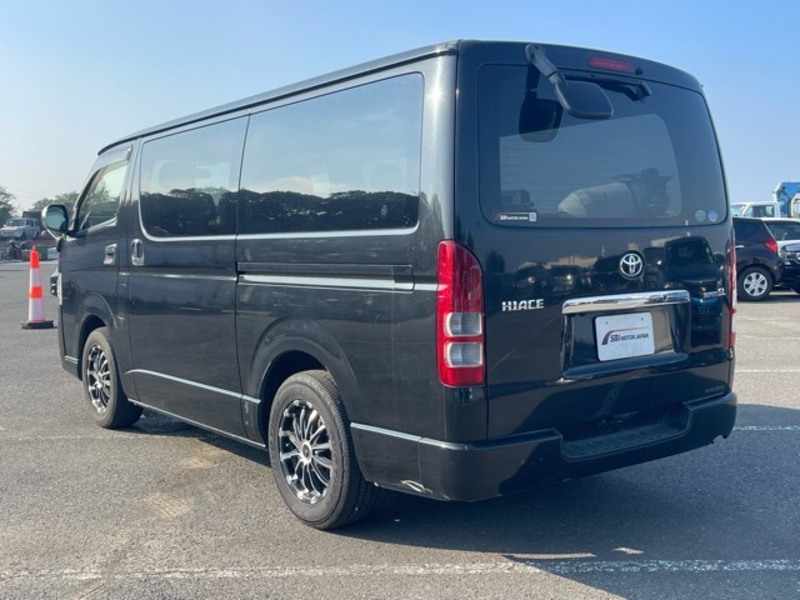 HIACE VAN