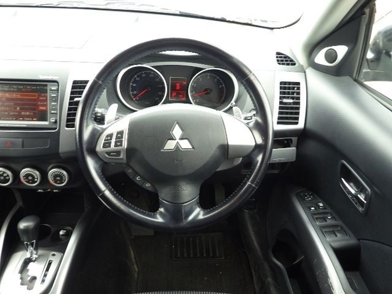 OUTLANDER