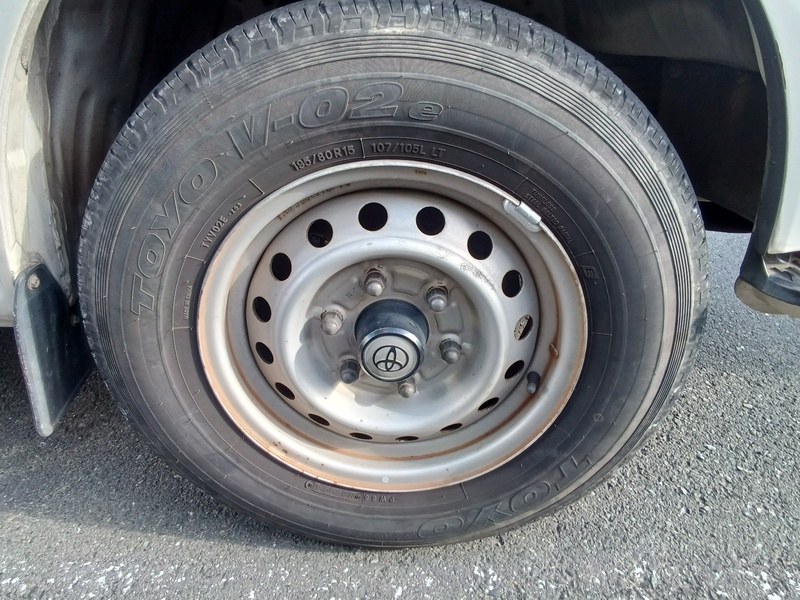 HIACE VAN