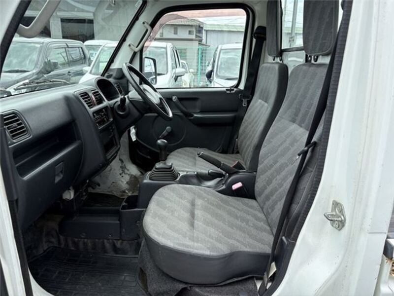CARRY TRUCK
