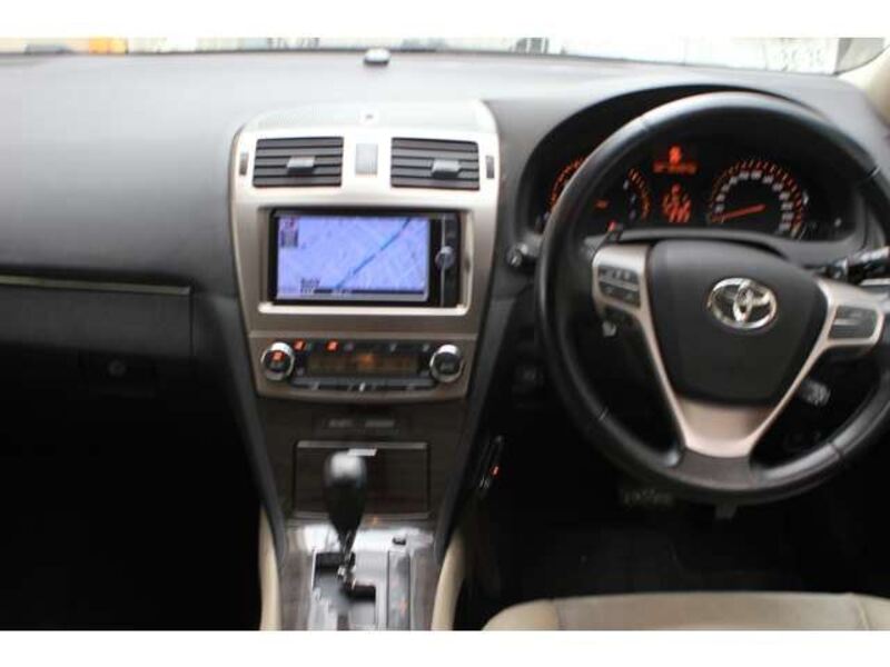 AVENSIS WAGON