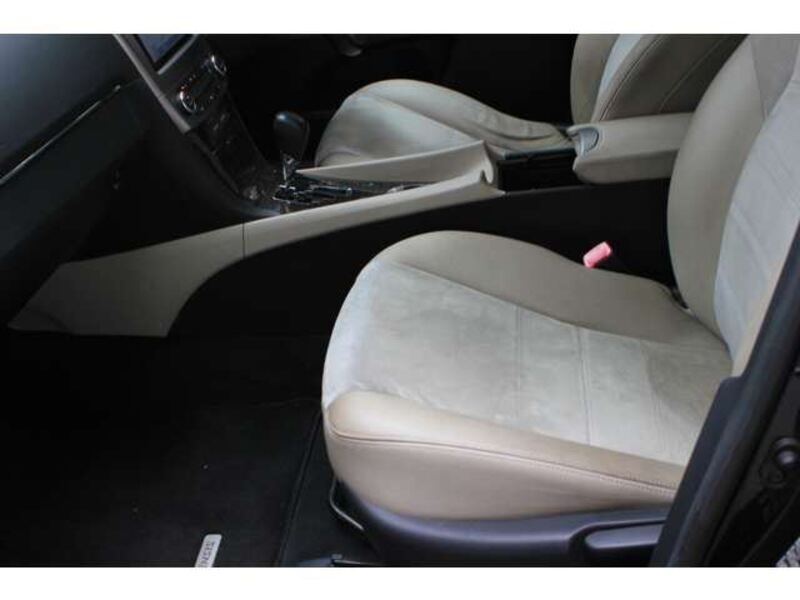 AVENSIS WAGON