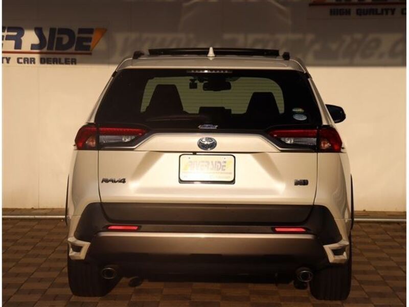 RAV4