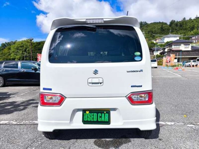 WAGON R