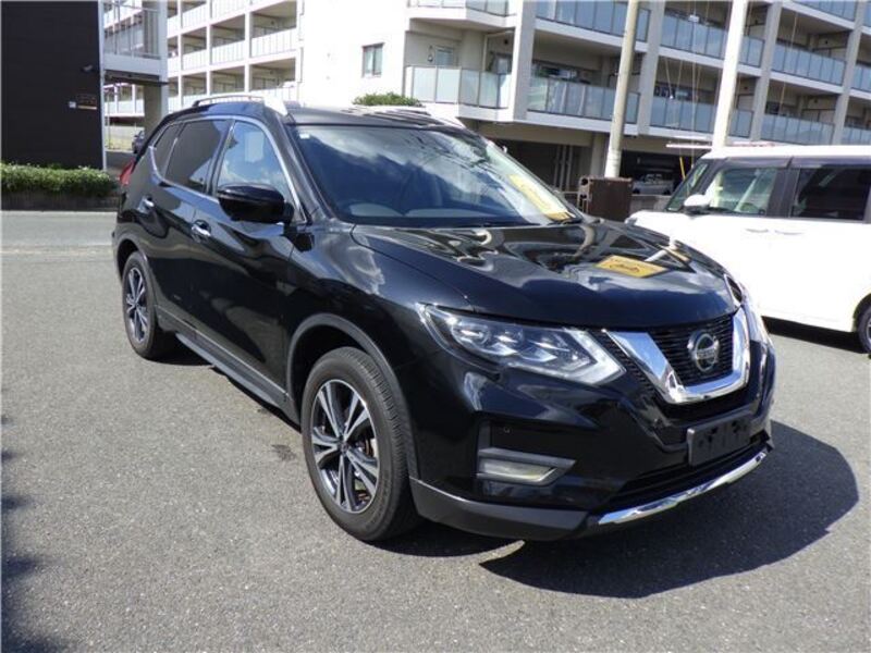 X-TRAIL