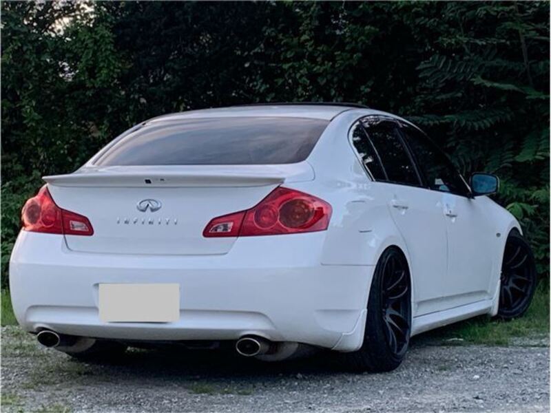 SKYLINE