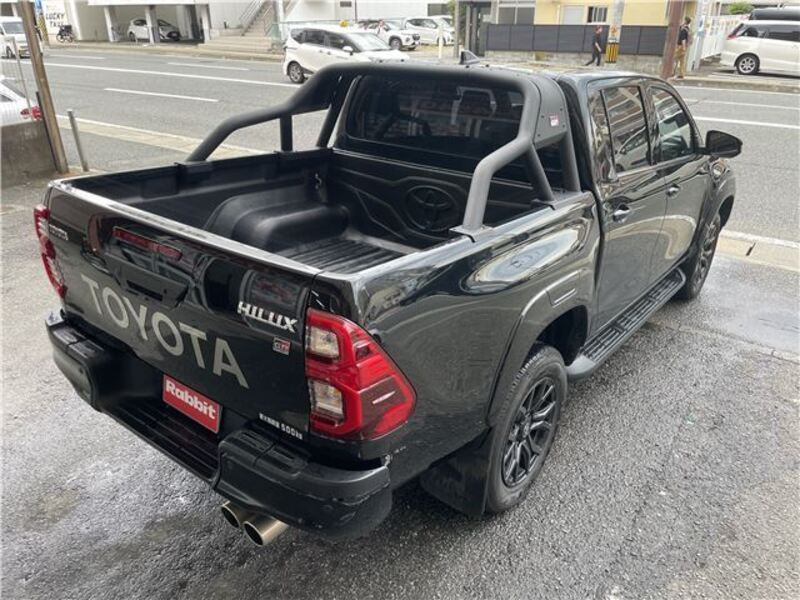 HILUX
