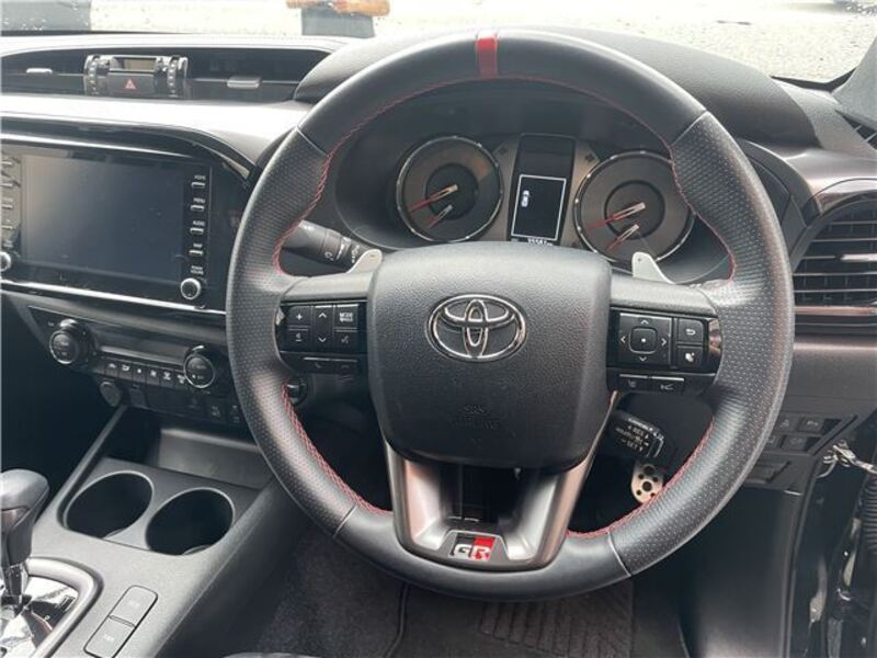 HILUX