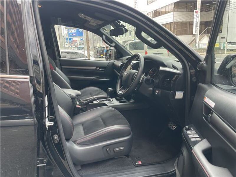 HILUX