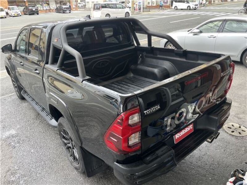 HILUX