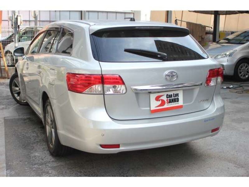 AVENSIS WAGON