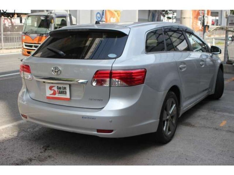 AVENSIS WAGON