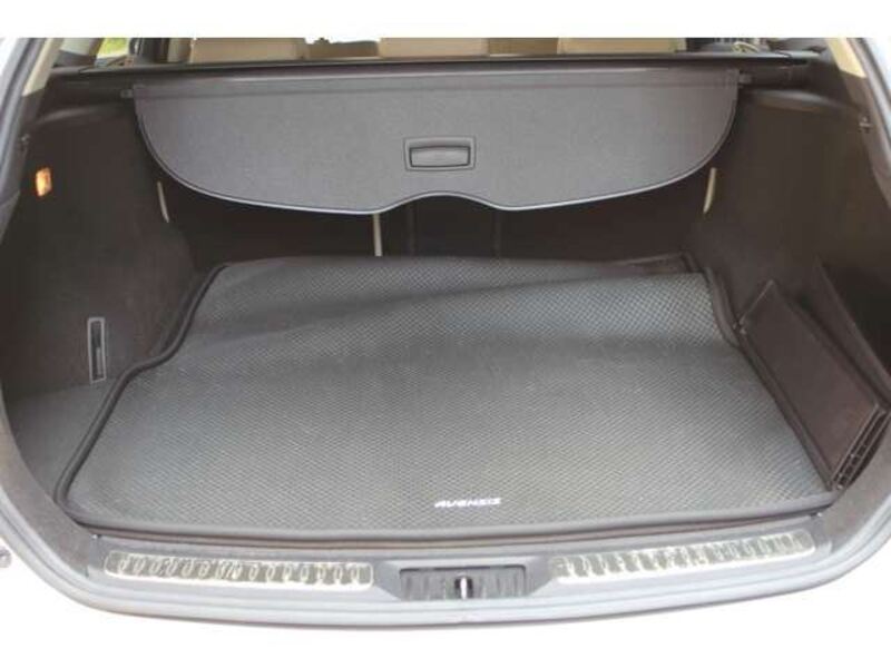 AVENSIS WAGON