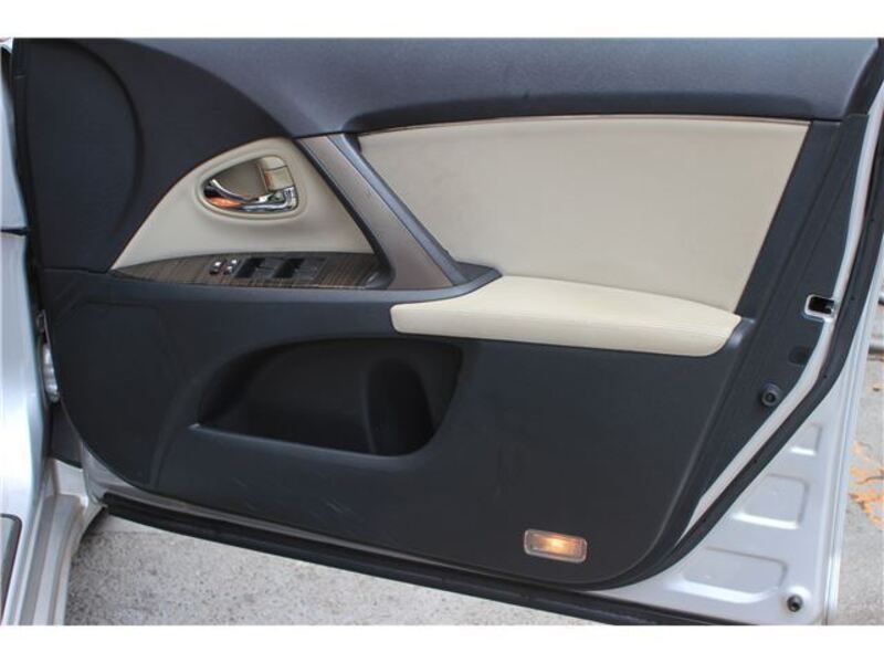AVENSIS WAGON