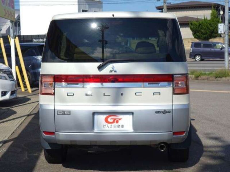 DELICA D5