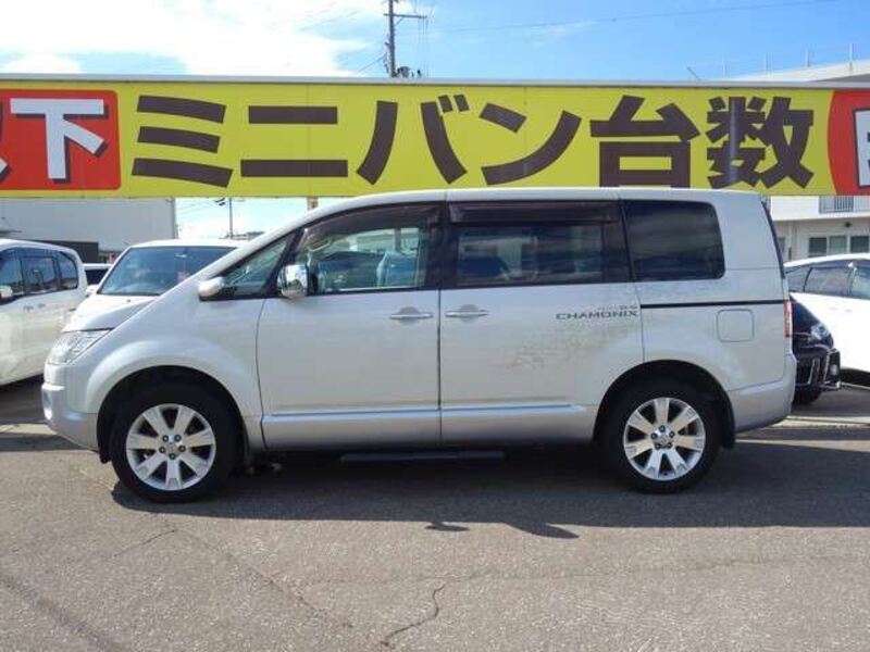 DELICA D5