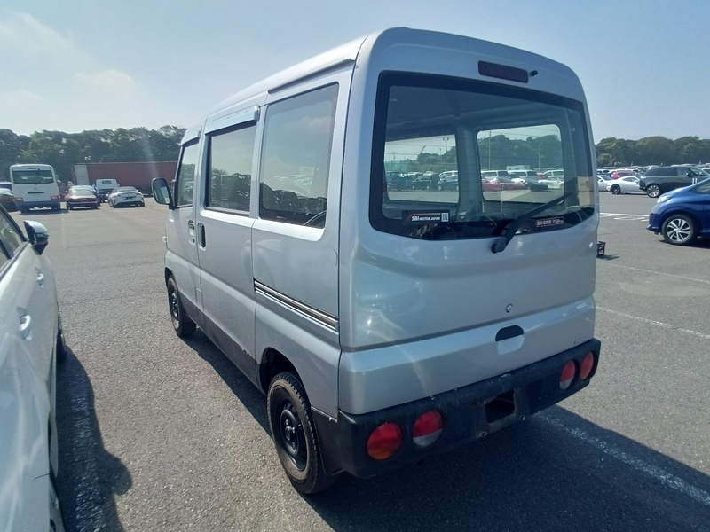 MINICAB VAN