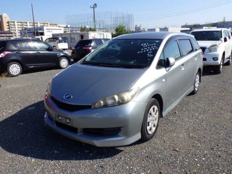 TOYOTA WISH