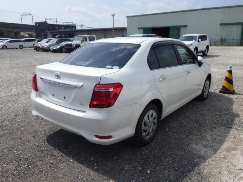 COROLLA AXIO