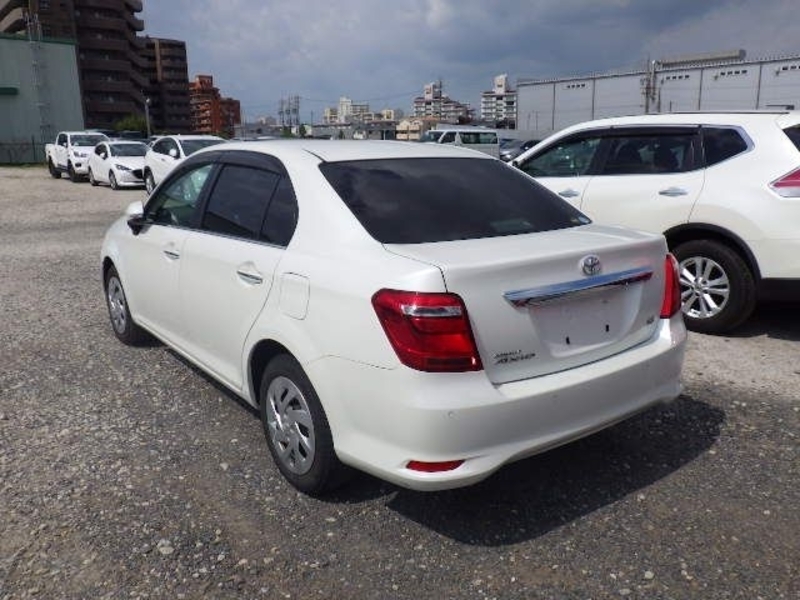 COROLLA AXIO