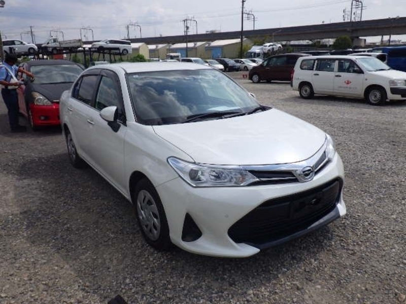COROLLA AXIO