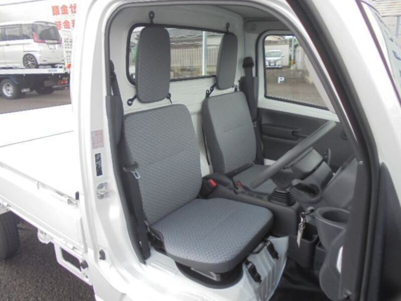 CLIPPER TRUCK