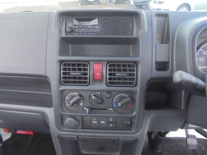 CLIPPER TRUCK