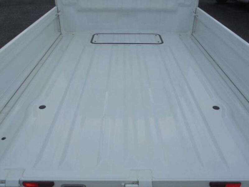 CLIPPER TRUCK