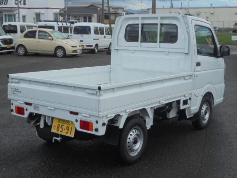 CLIPPER TRUCK