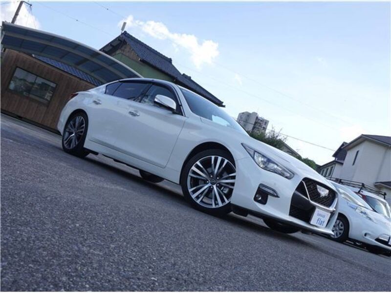 SKYLINE