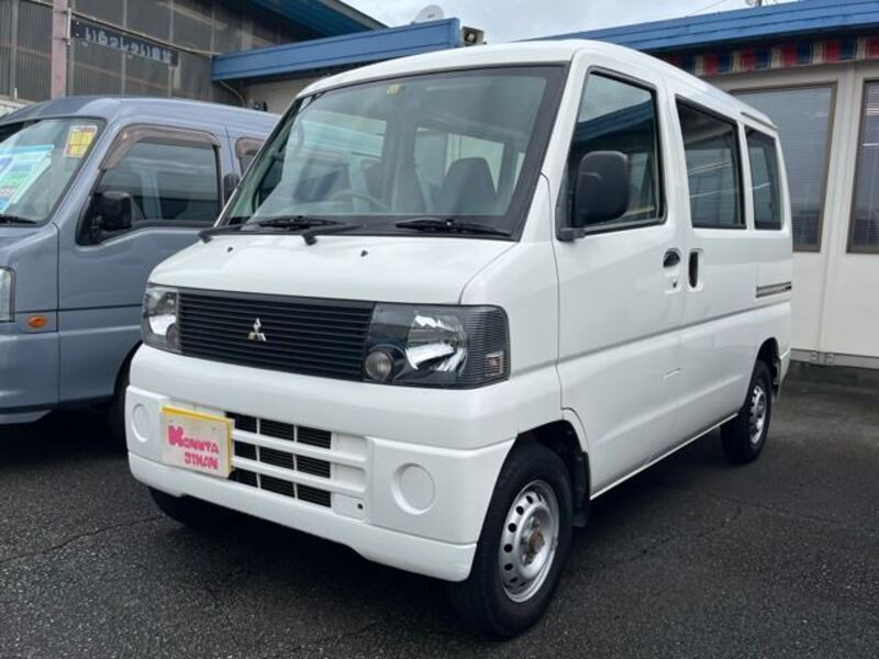 MITSUBISHI MINICAB VAN