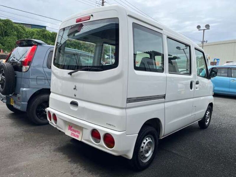 MINICAB VAN