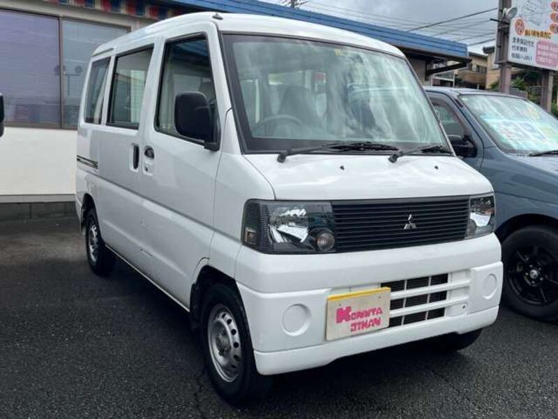 MINICAB VAN