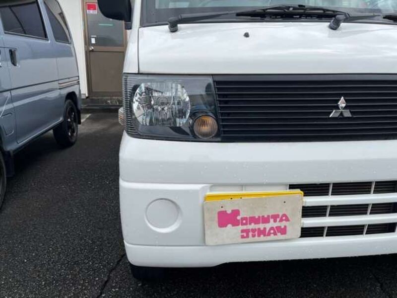 MINICAB VAN