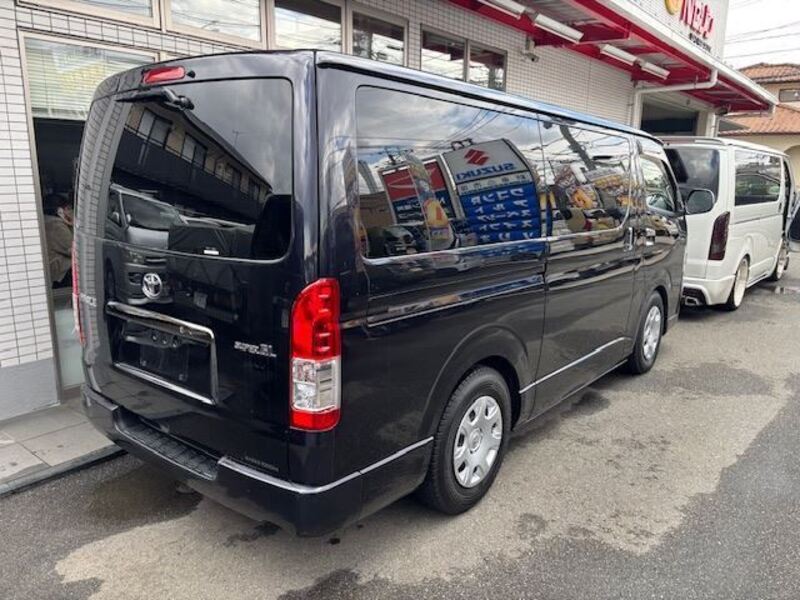 HIACE VAN