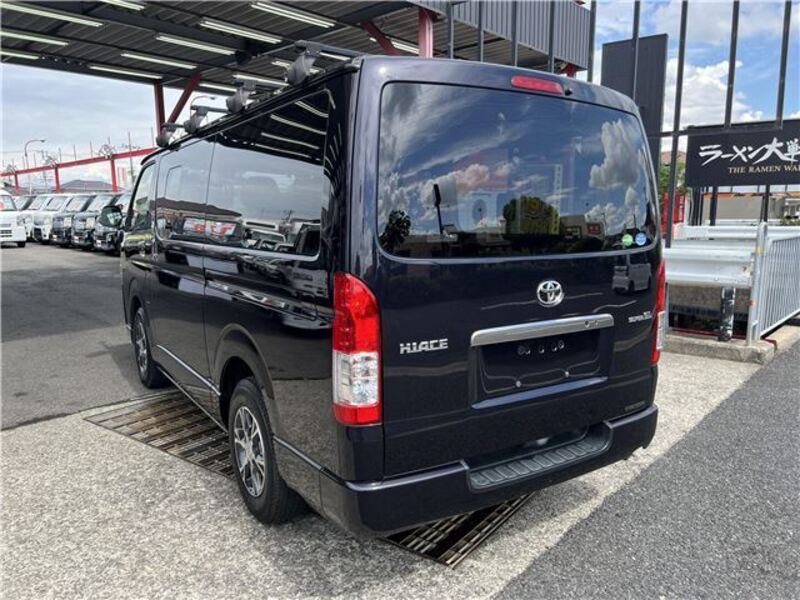 HIACE