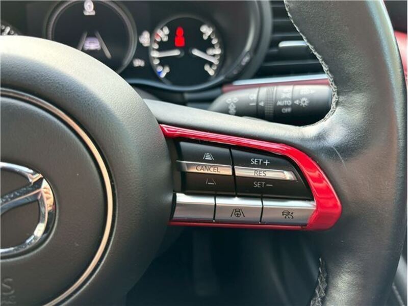 MAZDA3