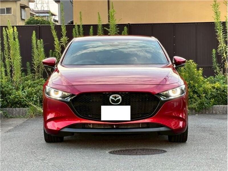 MAZDA3