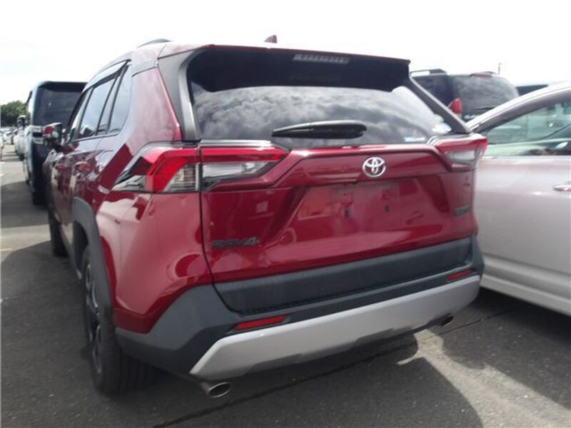 RAV4
