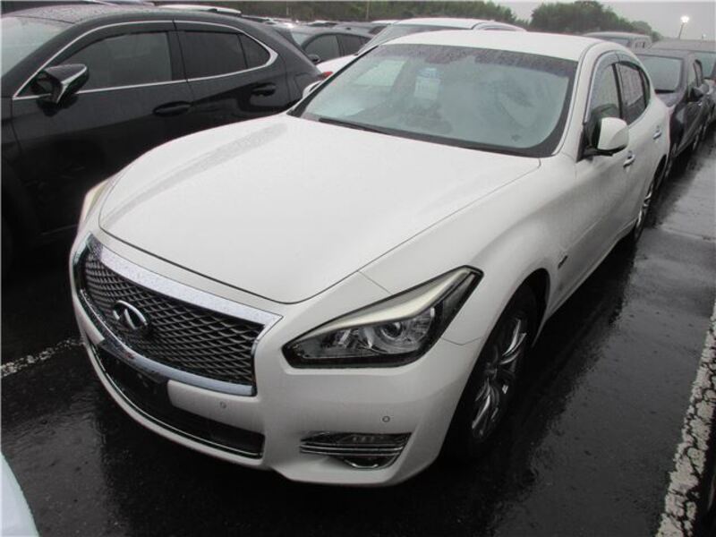 NISSAN FUGA HYBRID