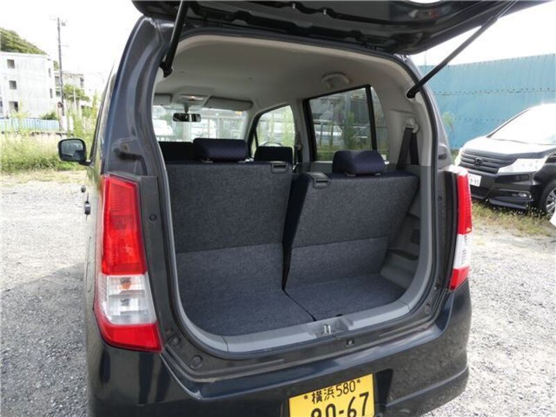 WAGON R