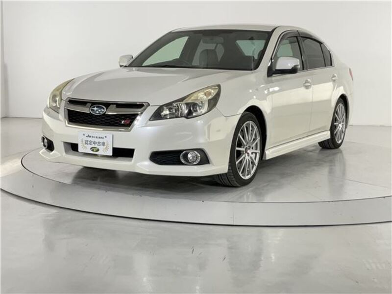 SUBARU LEGACY B4