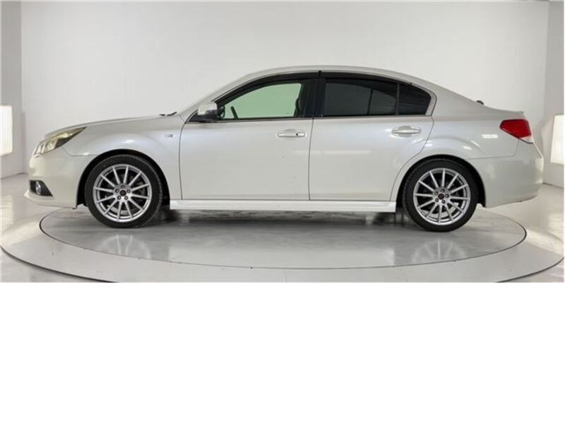 LEGACY B4